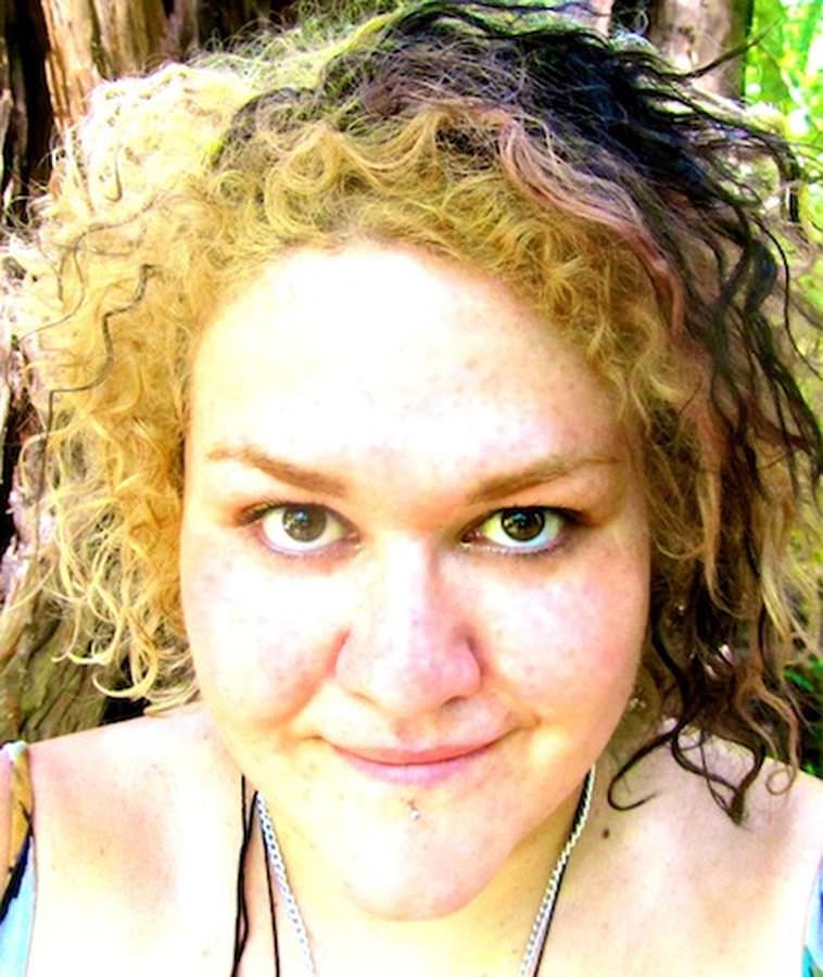 AIM&Eacute;E ASTARRA TEYOLIA ~Canada~